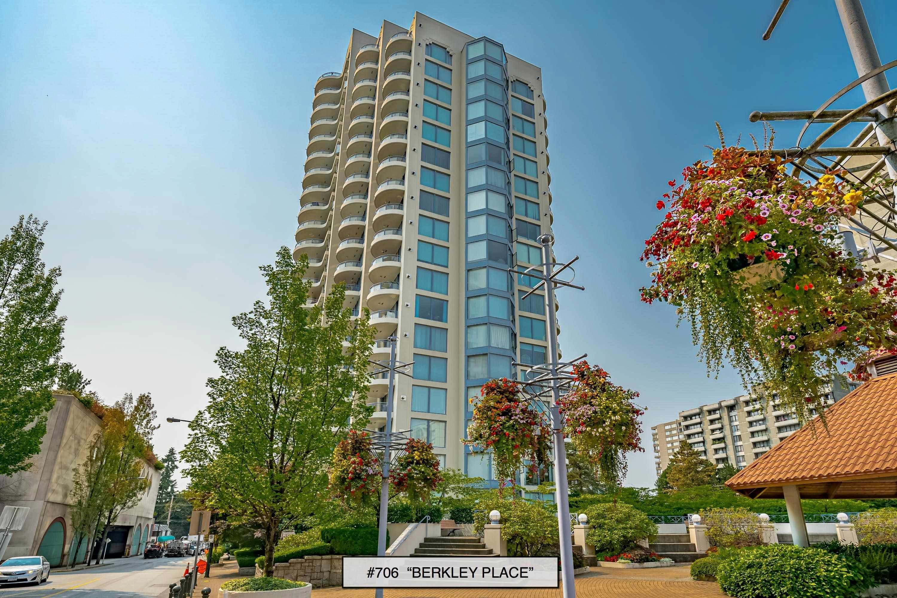 Just sold! Another happy client at 706 739 PRINCESS ST in New Westminster