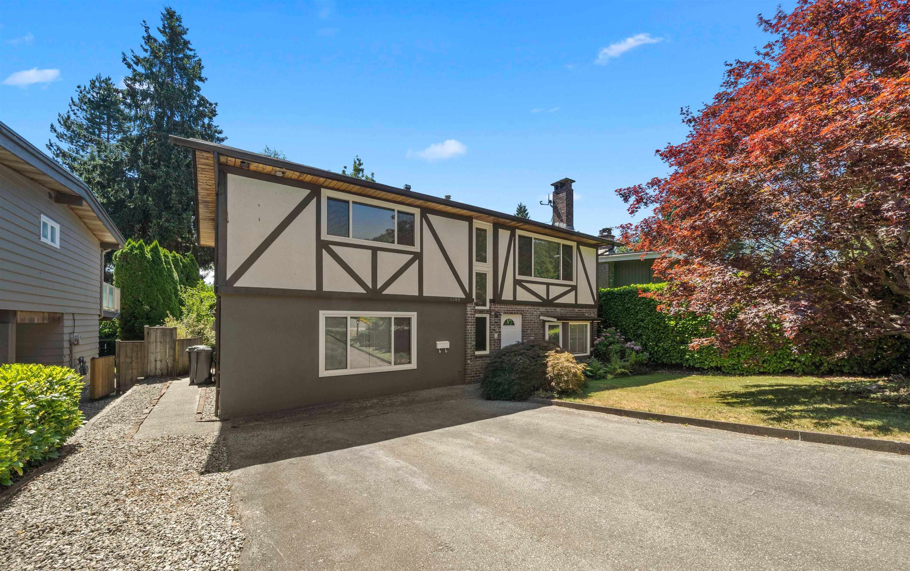 Just sold! Another happy client at 1389 WELLINGTON DR in North Vancouver